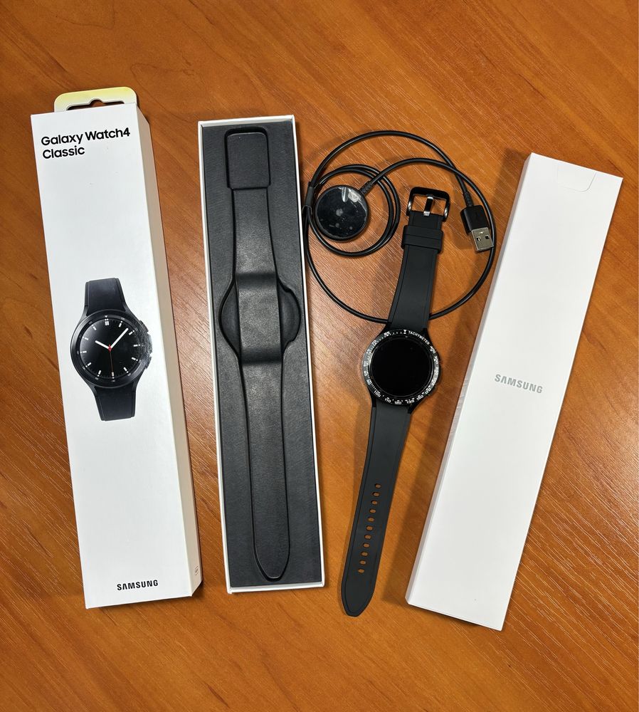 SAMSUNG galaxy watch 4 classic 46 mm