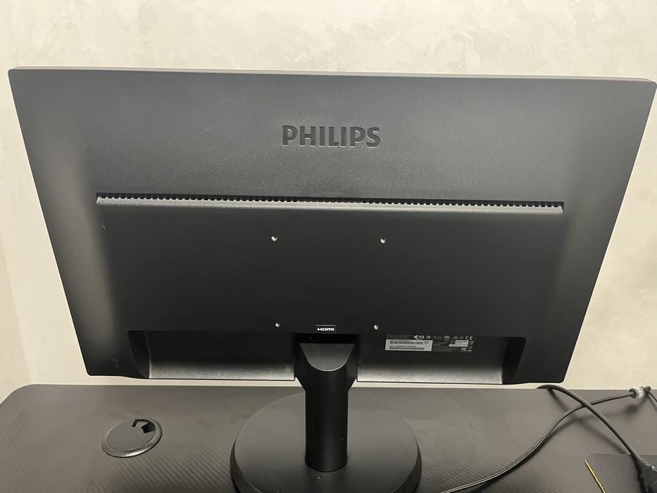 Монітор philips 23.6 243V5