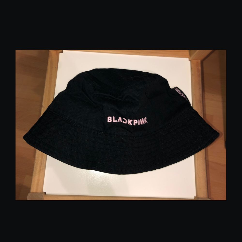 Kapelusz typu bucket BlackPink