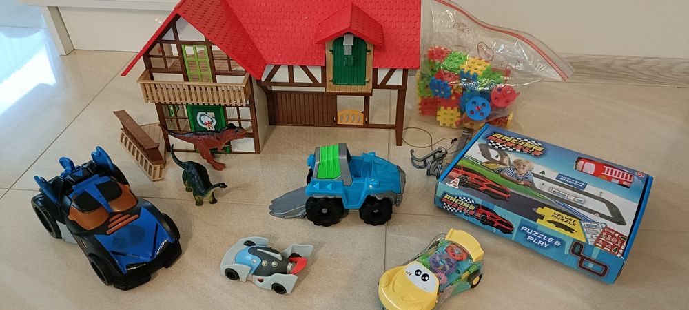 Zestaw zabawek dla chłopca