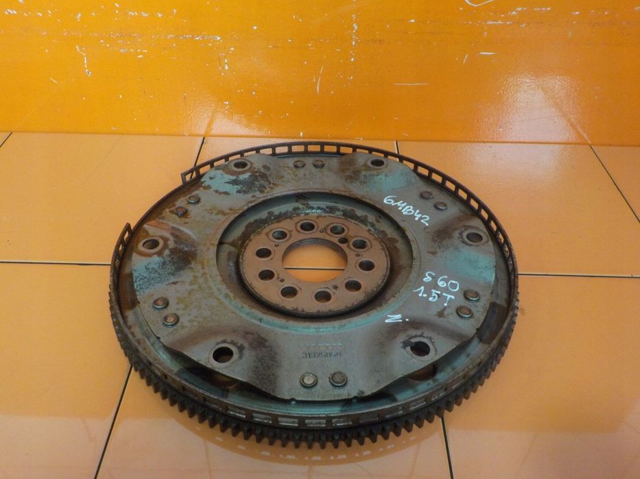 VOLVO S60 V40 V60 1.5 TB T3 17r 152KM B4154T4 kolo zamachowe 31325050