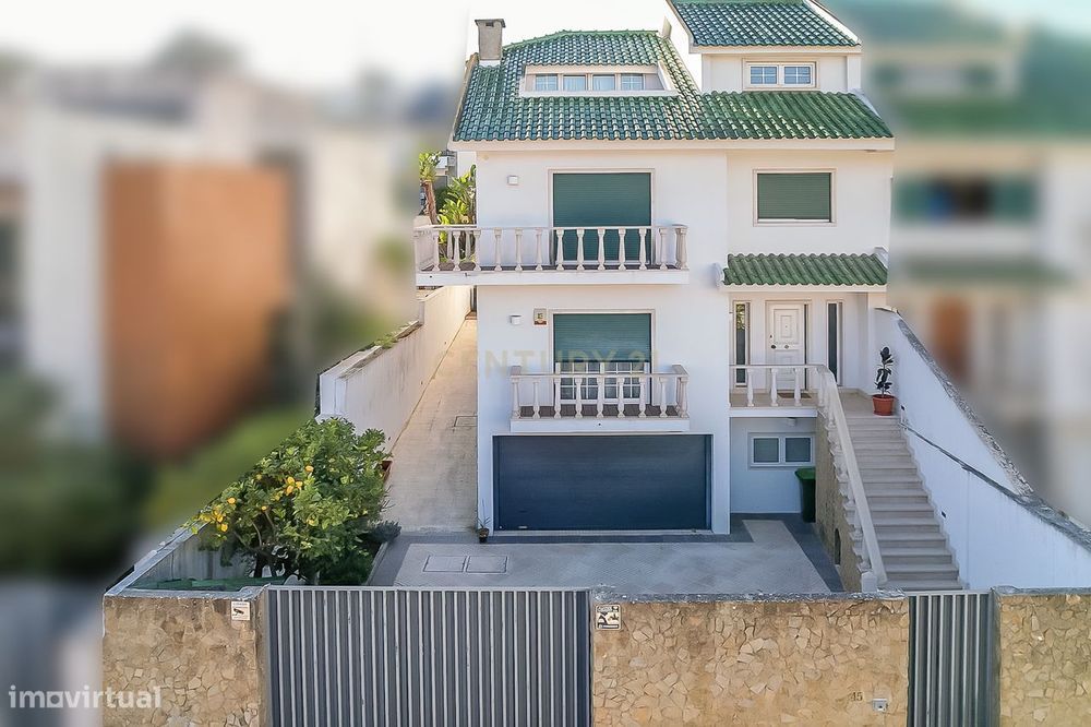 Moradia T4+2 em São João de Brito, Alvalade