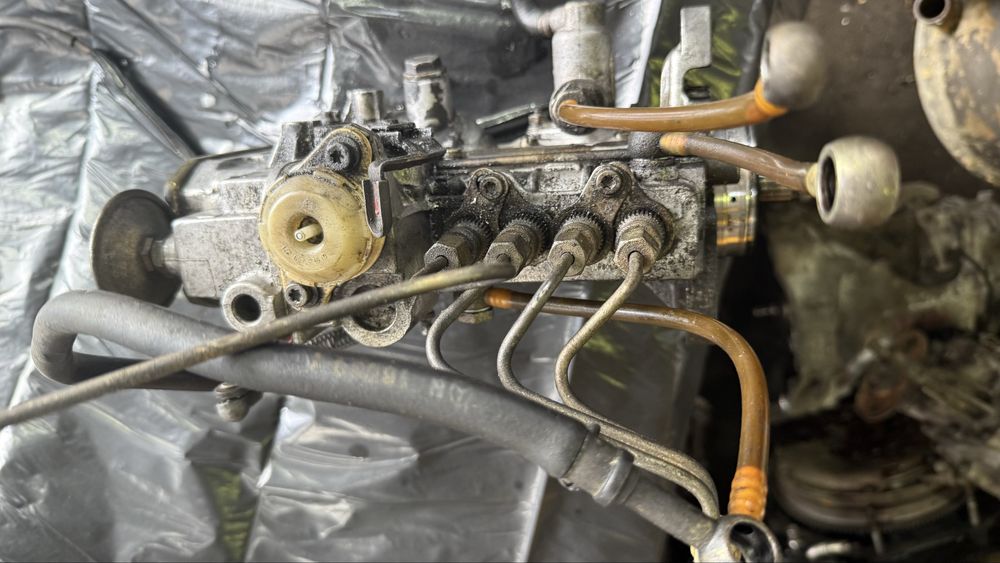 BOMBA INJETORA MERCDES W124 200D 190 D 300 D