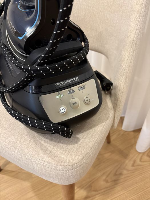 Ferro com Caldeira ROWENTA Silence Steam Pro