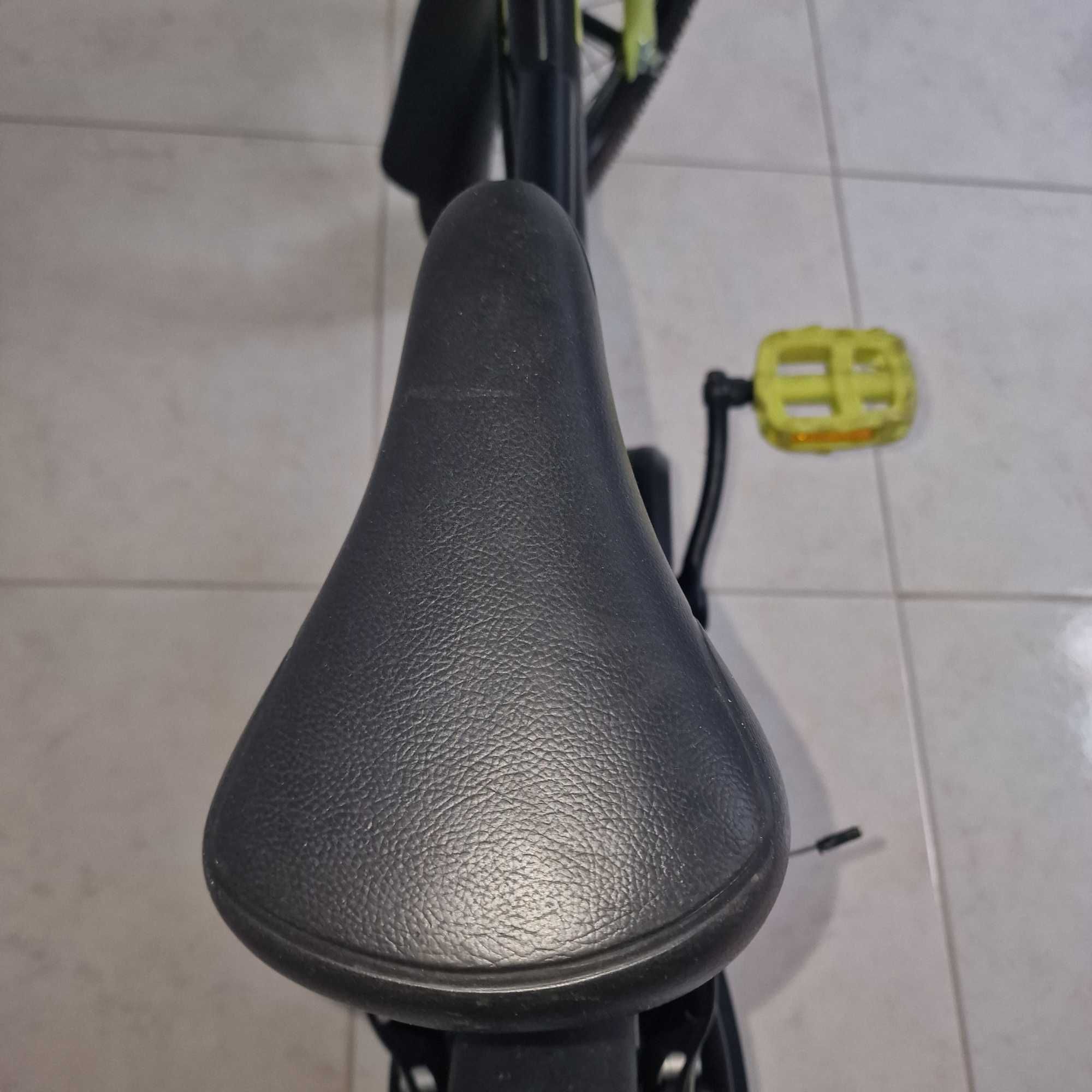 Bicicleta de criança Btwin Hero Dark 16"