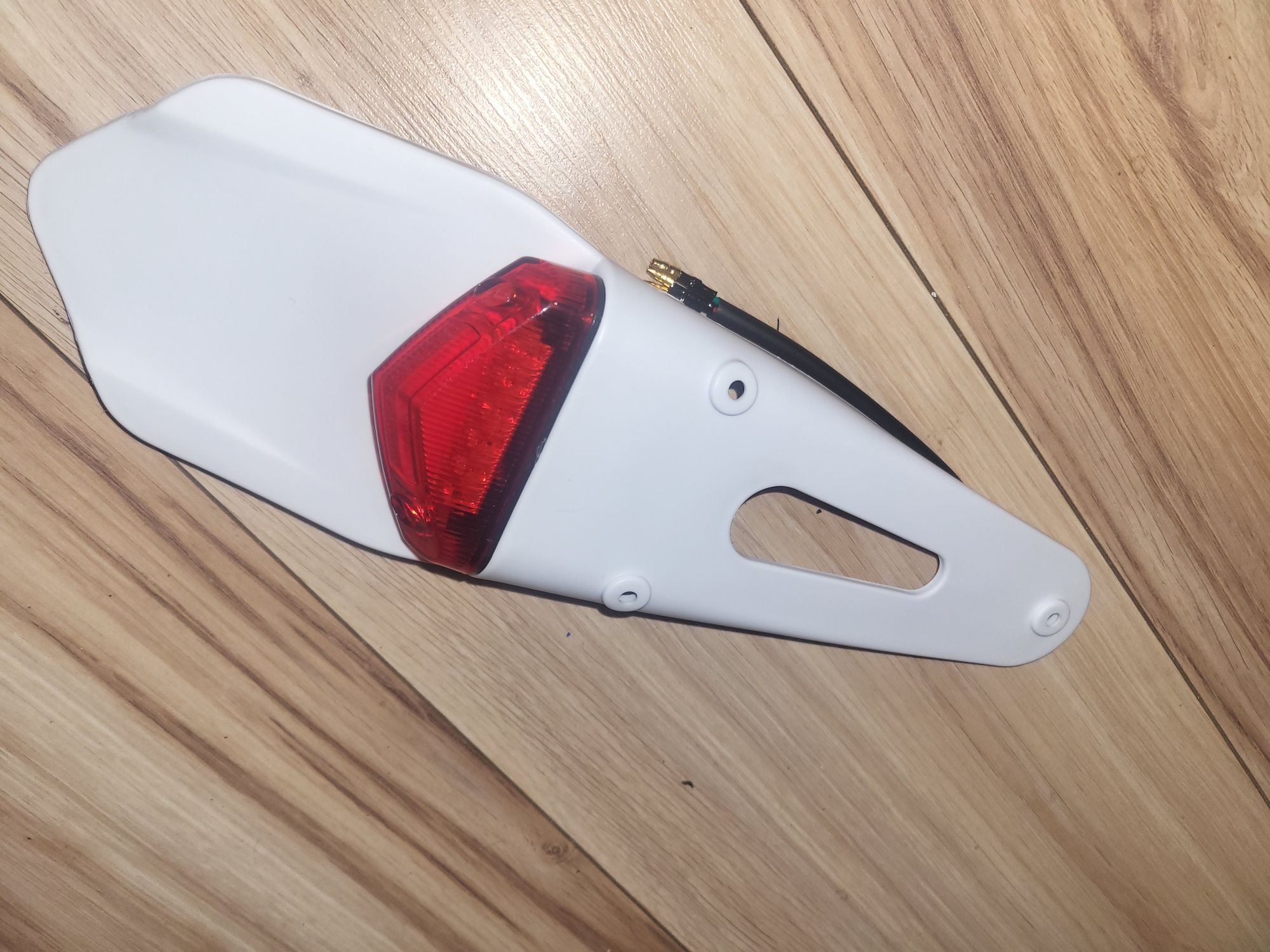 Lampka tył tylnaia hamulca stop beta 125 200 RR 350 300 i 450