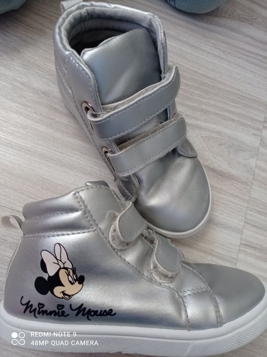 Buty wiosna jesień srebrne Fox bynny Sinsay myszka Minnie na rzepy 28