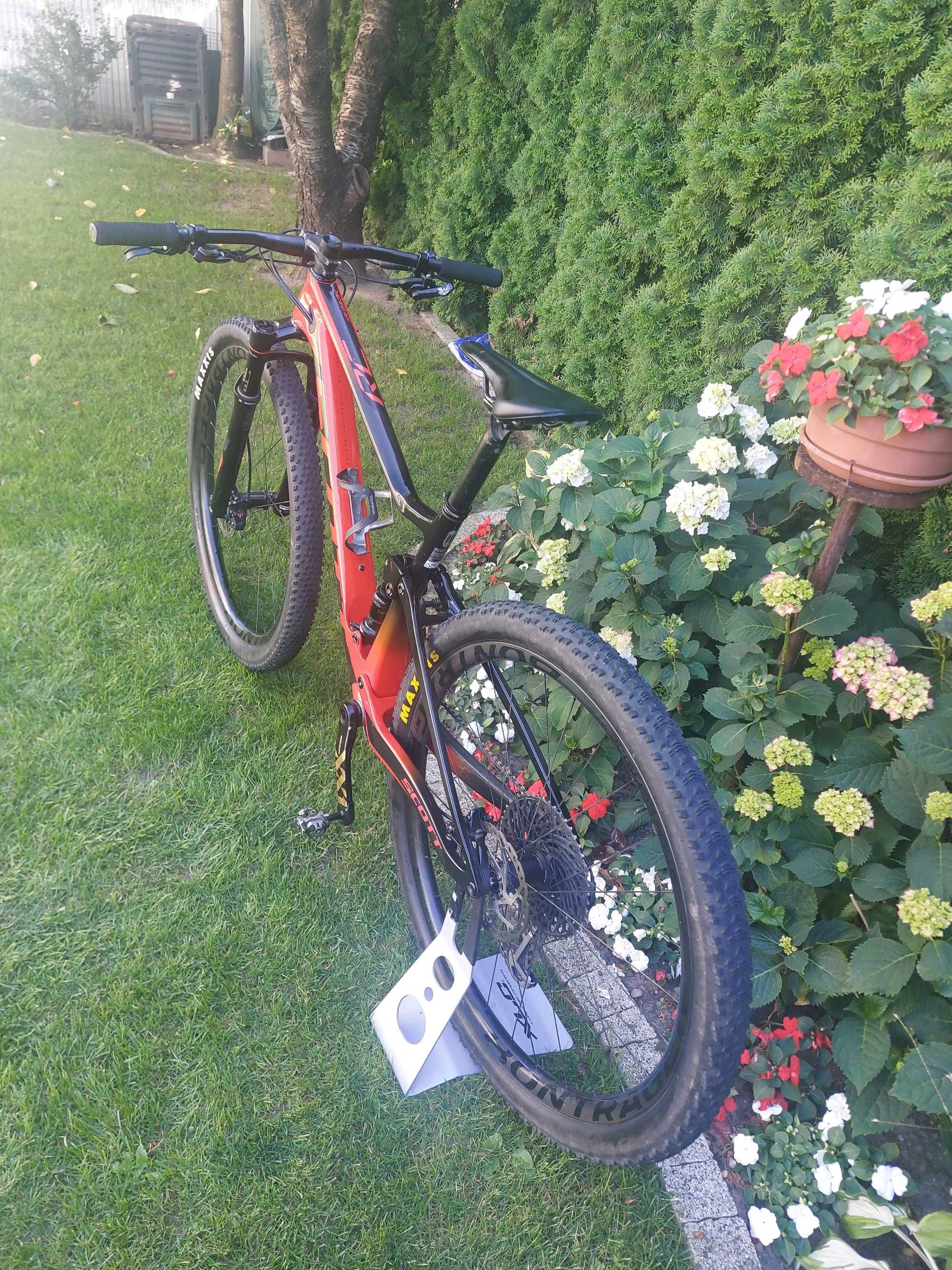 Scott spark Team issue M