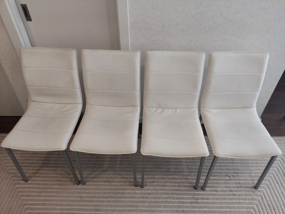 Conjunto de 4 cadeiras sala/cozinha