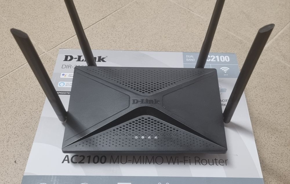 Router D-Link DIR-2150