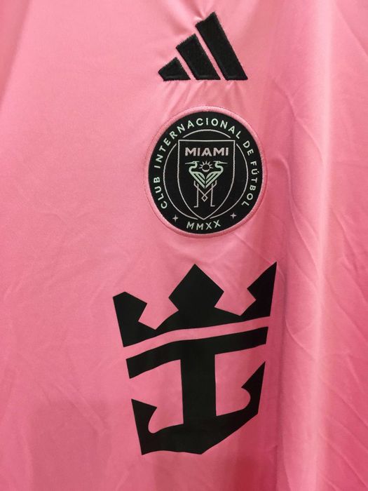 Różowa koszulka domowa Messiego R.XL