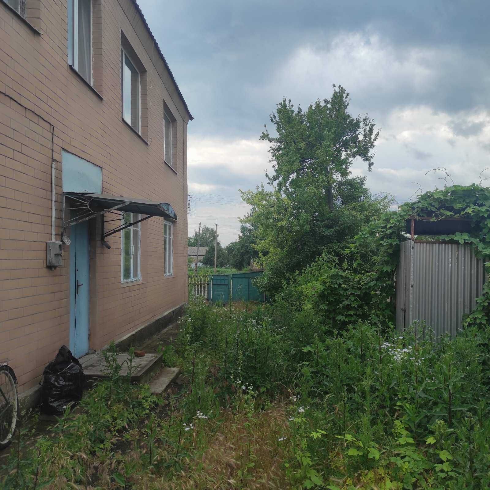 Продаж півбудинку у с.Чорнобай, Золотоніського р-ну