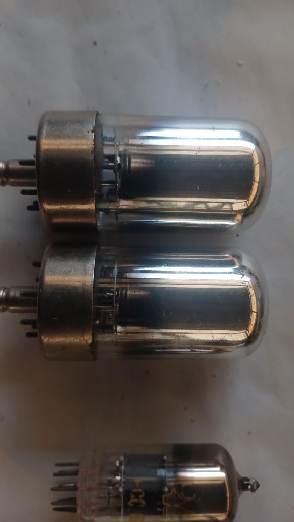 Продам лампы ecc82 список.