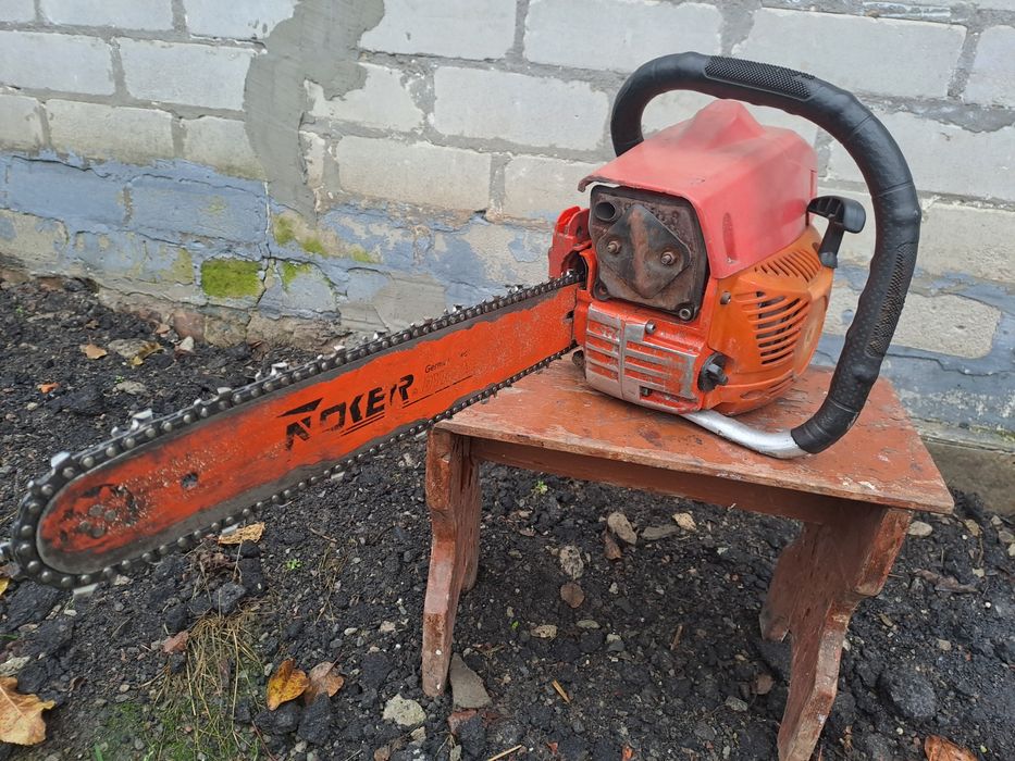 Продам бензопилу