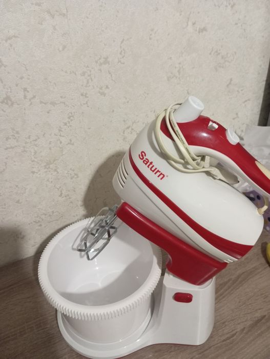 Миксер и тестомес 2в1 Saturn/чехия
