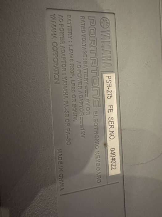 Keyboard yamaha psr275