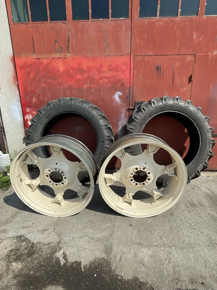 Opony 13.6 R36 BKT TR-135 jak nowe z felgami koła