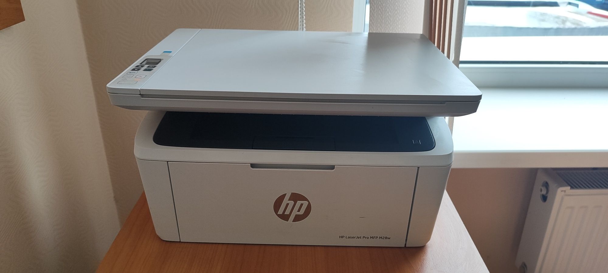 Продам лазерний принтер hp m28w