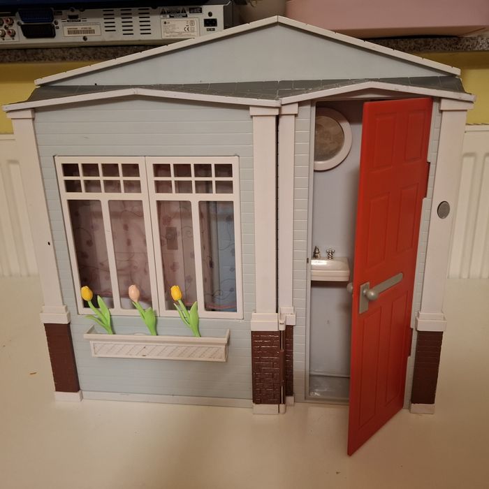 Domek dla lalki rozkładany, dla Barbie lub podobnej