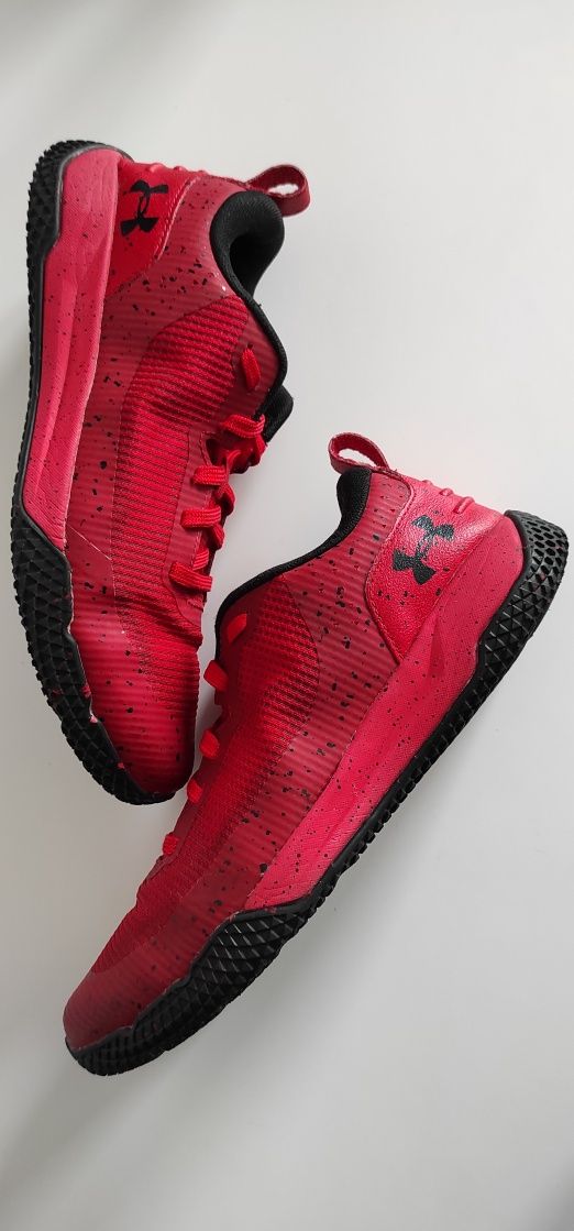 Under Armour rozmiar 40 (25 cm)