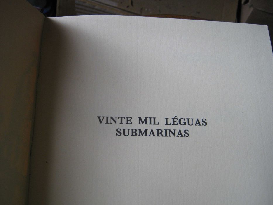 Livros 20 mil léguas submarinas