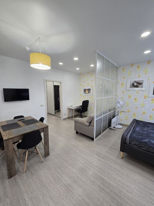 Продам 1 ком. квартиру, ЖК Яскравий,метро Минская,вул. Калнишевського