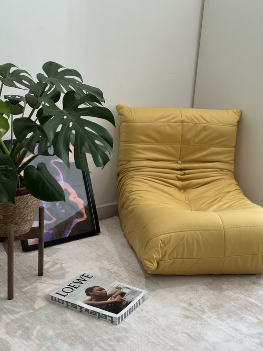 Sofá cadeirão togo