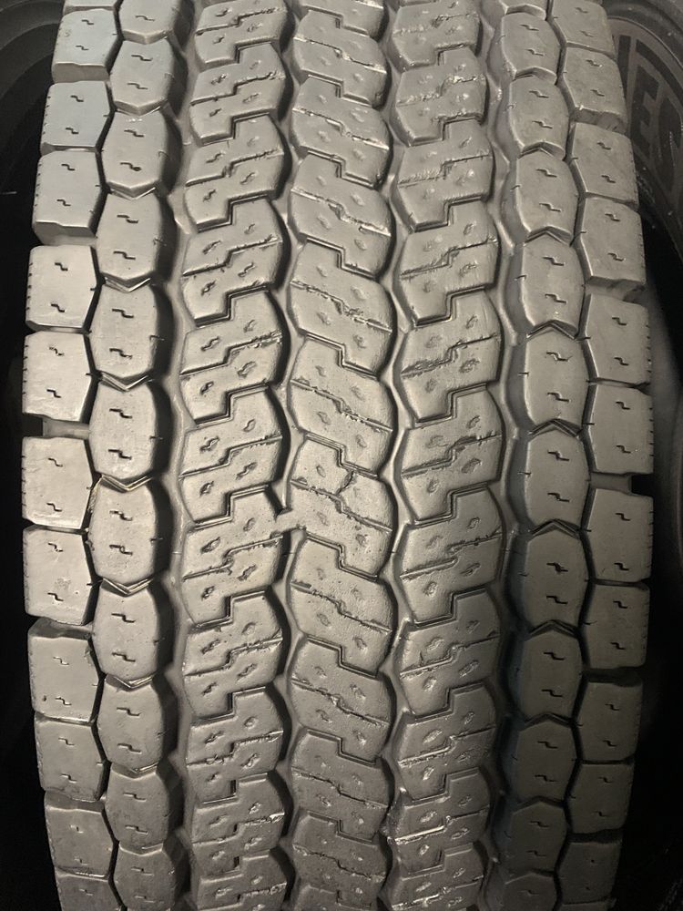 шина вантажна б/в 275/80R22,5 Yokohama 902ZE (4 шт)
