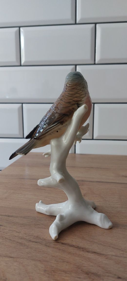 Figurka porcelanowa Karl ENS - ptaszek Makolągwa