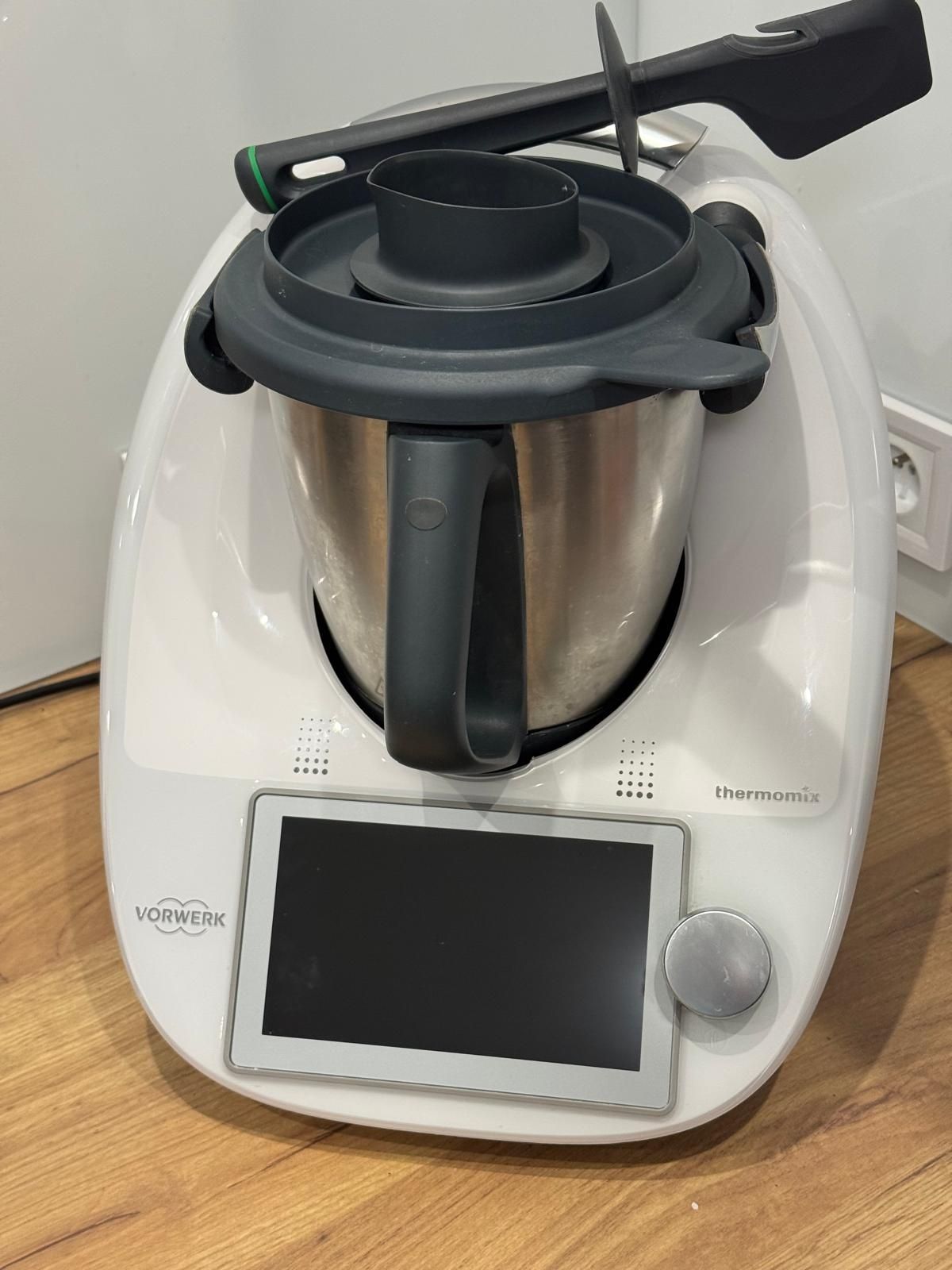 Thermomix TM6 z dodatkami