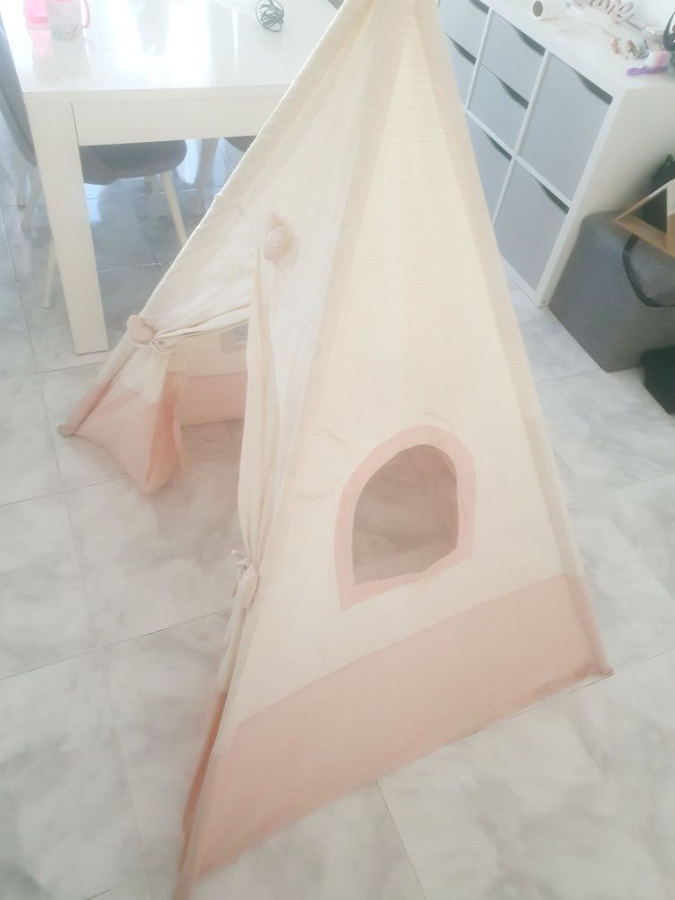 Tenda Tipi Branco/Rosa