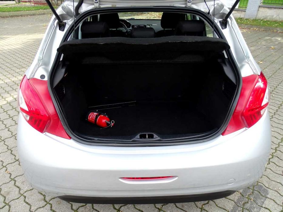 1.4 HDI**68 KM**4L/100 KM**2 kpl kół**Salon PL**Jeden wł**Zamiana