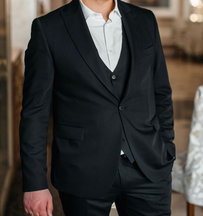 Продам чоловічий костюм трійку