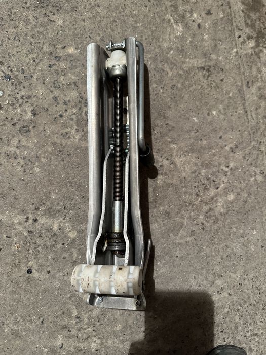 Новий оригінальний домкрат Audi, донкрат ауді