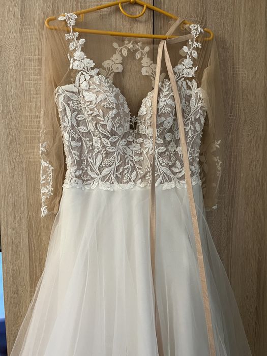 Продам платье