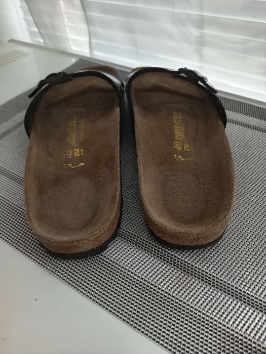 Биркенштоки шкіряні шльопанці шльопки Birkenstock madrid 40 чорні лак