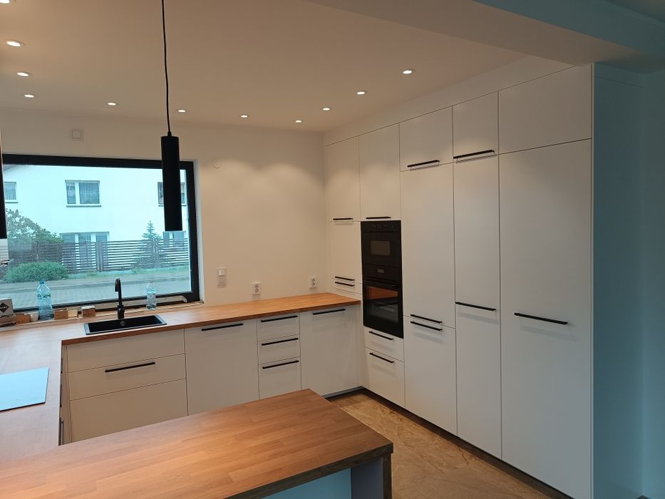 Profesjonalny montaż, skladanie kuchni, mebli kuchennych IKEA, Castora