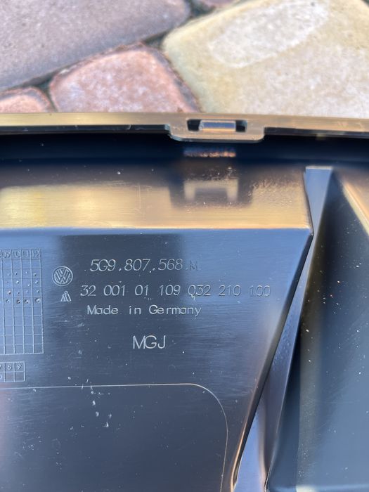 Задній бампер, накладка, диффузор VW Golf 7