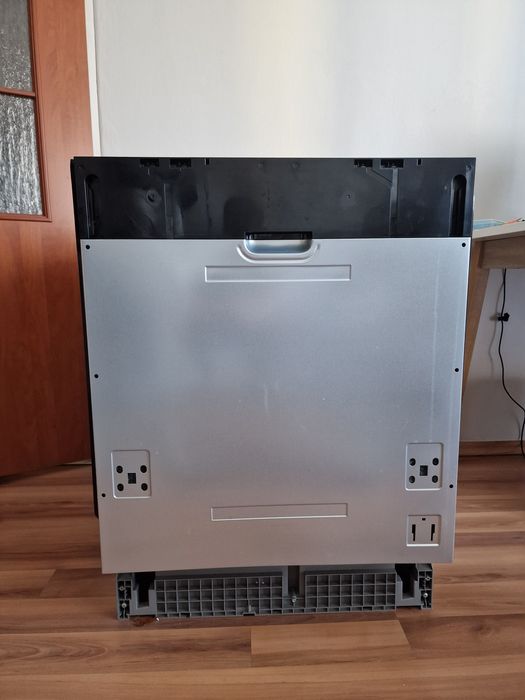 Zmywarka pod zabudowę