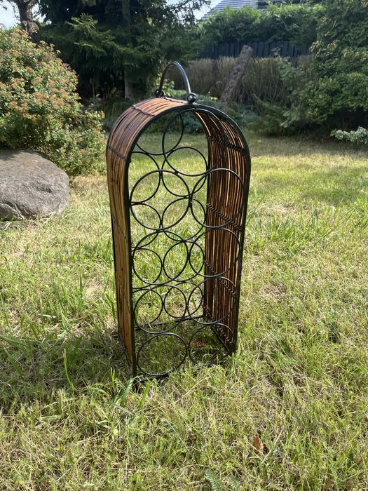 Stojak na wino Stal + Rattan