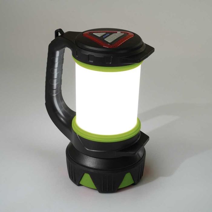 Ліхтар потужне світло та Powerbank під час відключення електрики