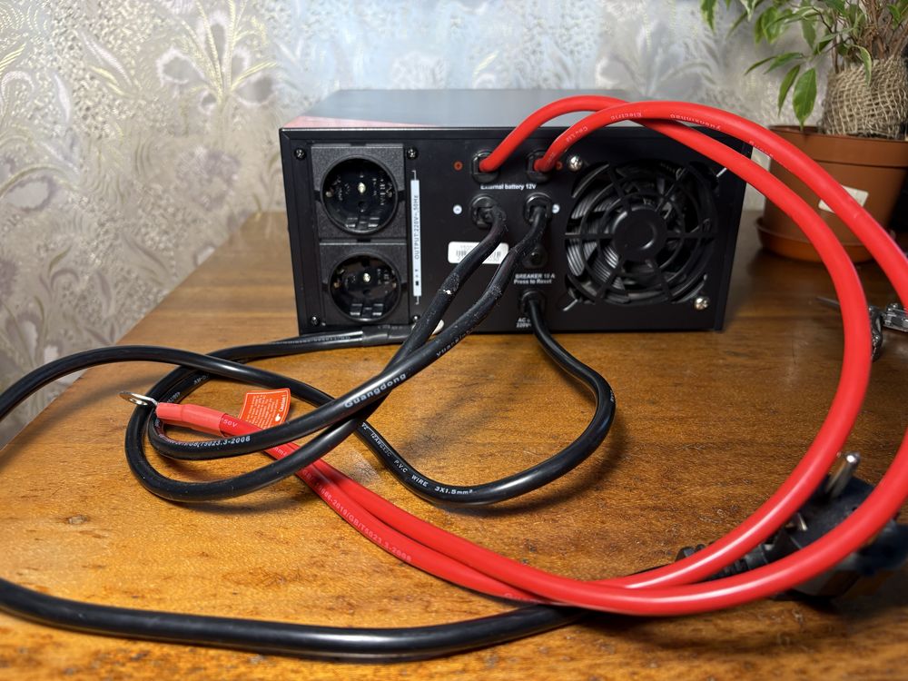 Комплект ДБЖ SVC PSW-1500VA 12V+ акумулятор JSDSolar 12V 100Ah LiFePO4