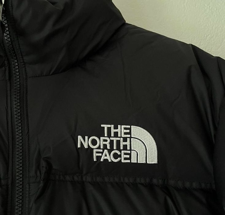 The north face nuptse 700