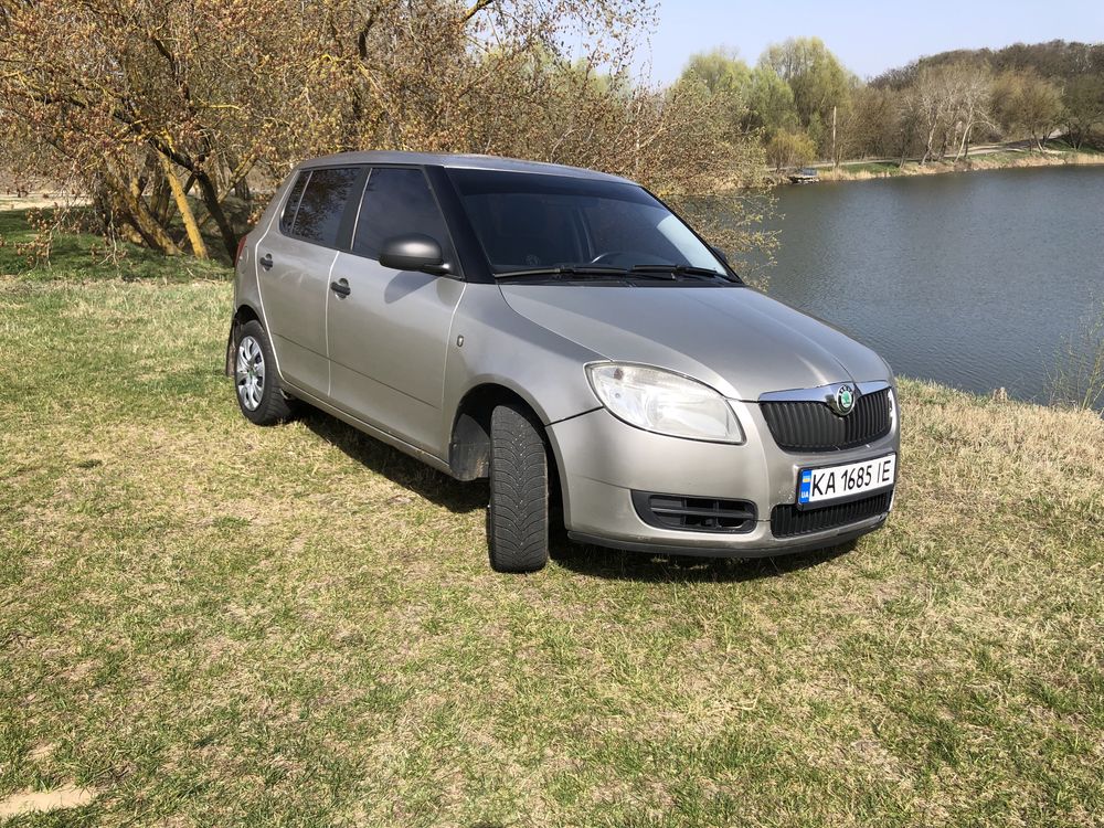 Шкода фабія 2 Skoda fabia