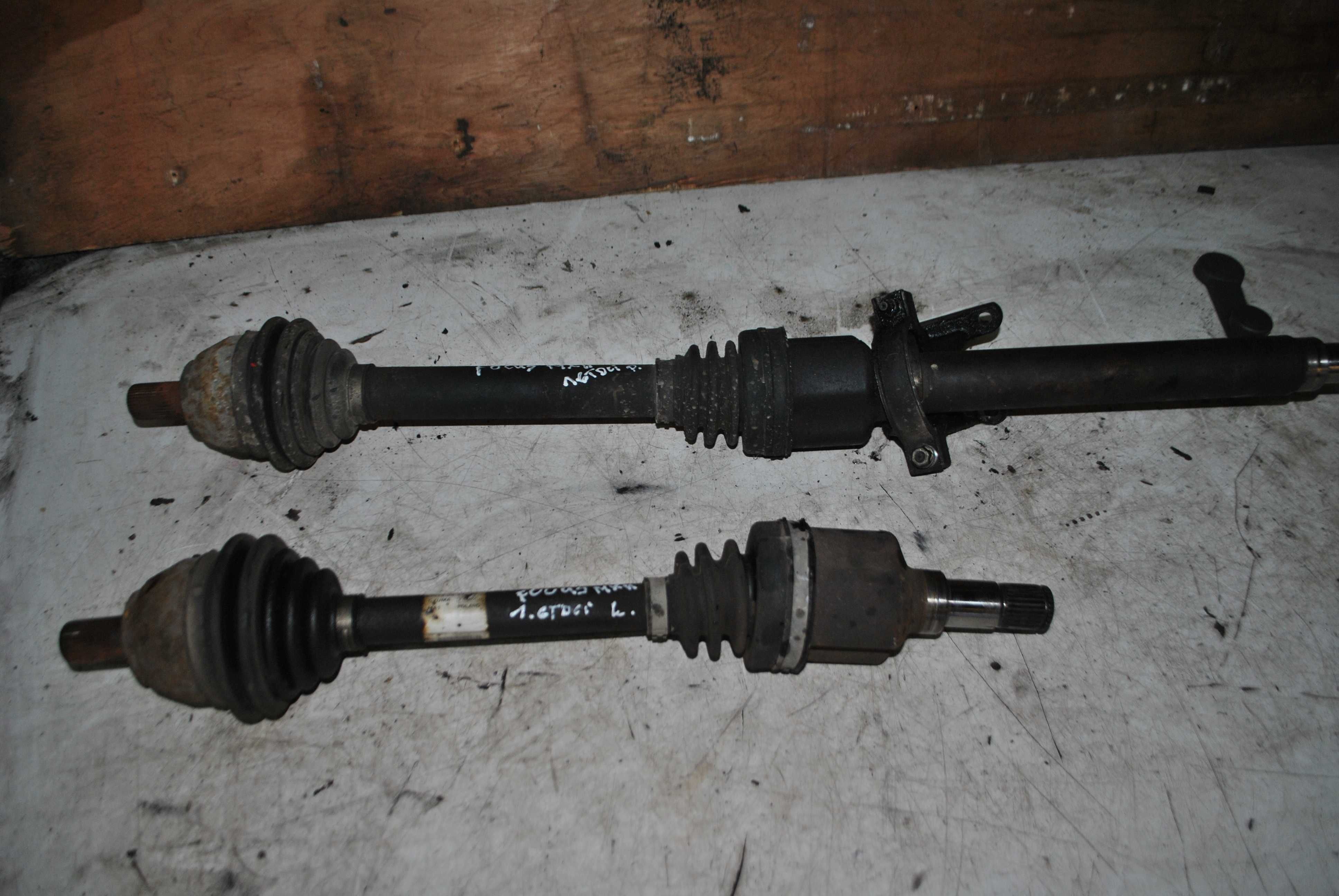 Półoś lewa / prawa Ford Focus Mk2 1.6tdci