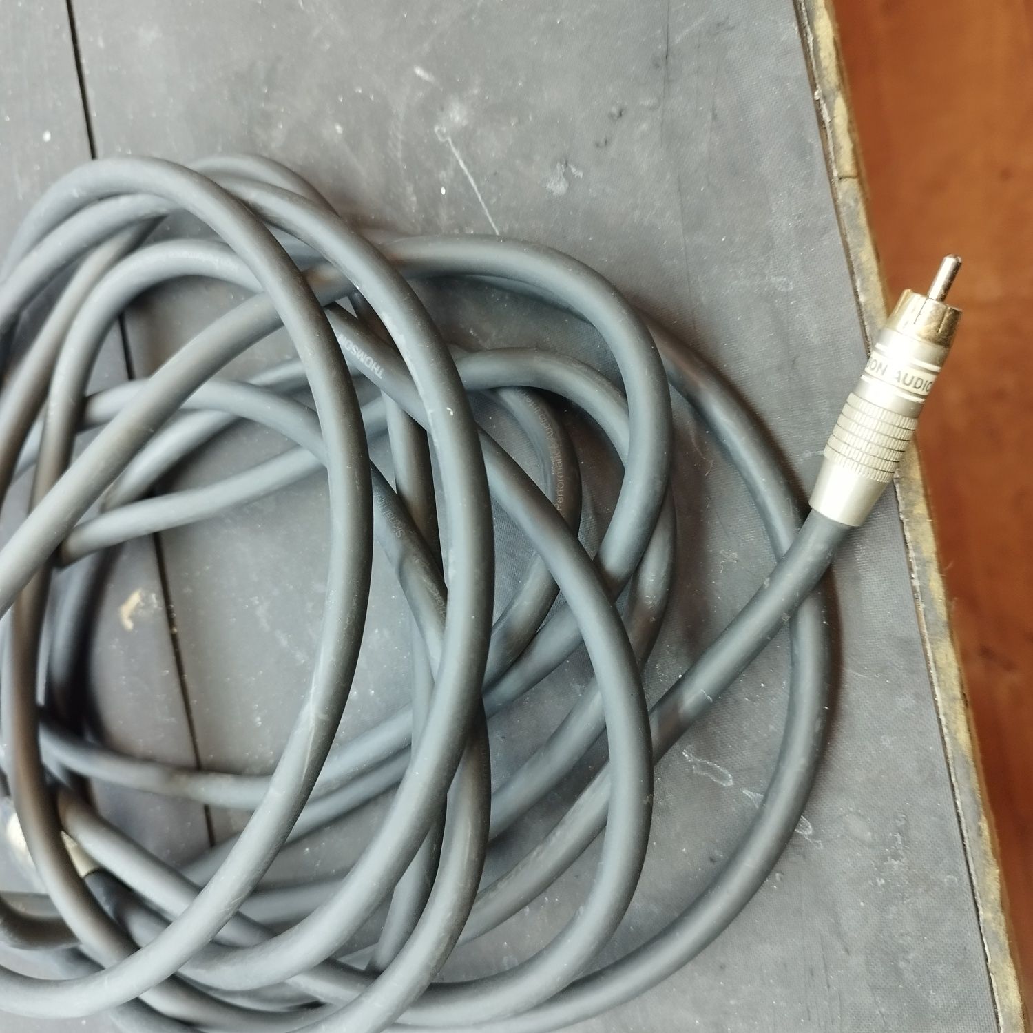 Kabel Thompson do subwoofera 5,20 cm