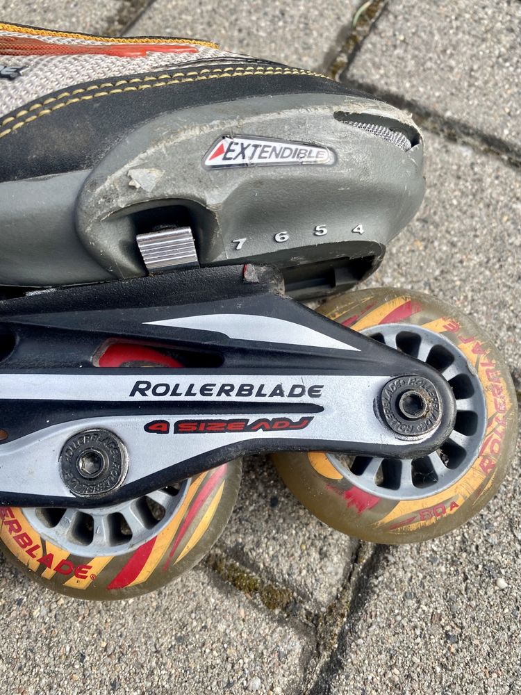 Rolki Rollerblade rozmiar 36-40 + ochraniacze