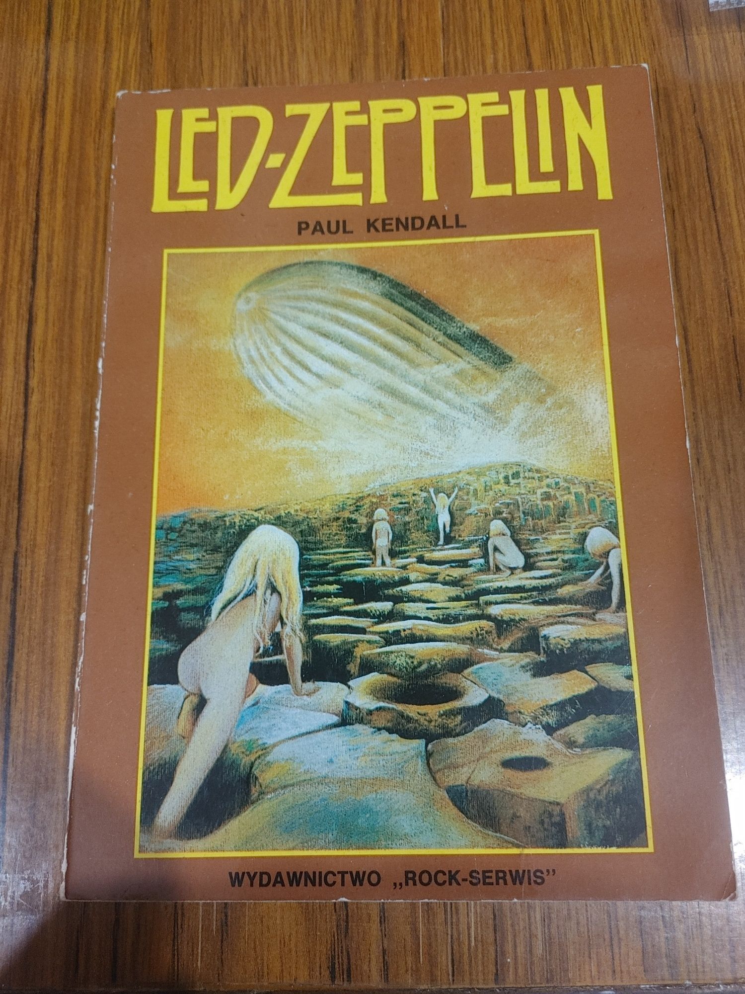 Led Zeppelin. Niebiańskie progi Paul Kendall