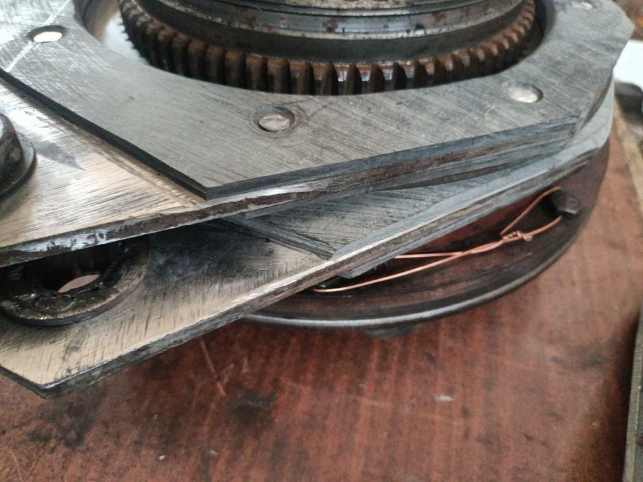 Продам, ремонт пневмораспределитель, пневмо муфту, запчасти гильотина