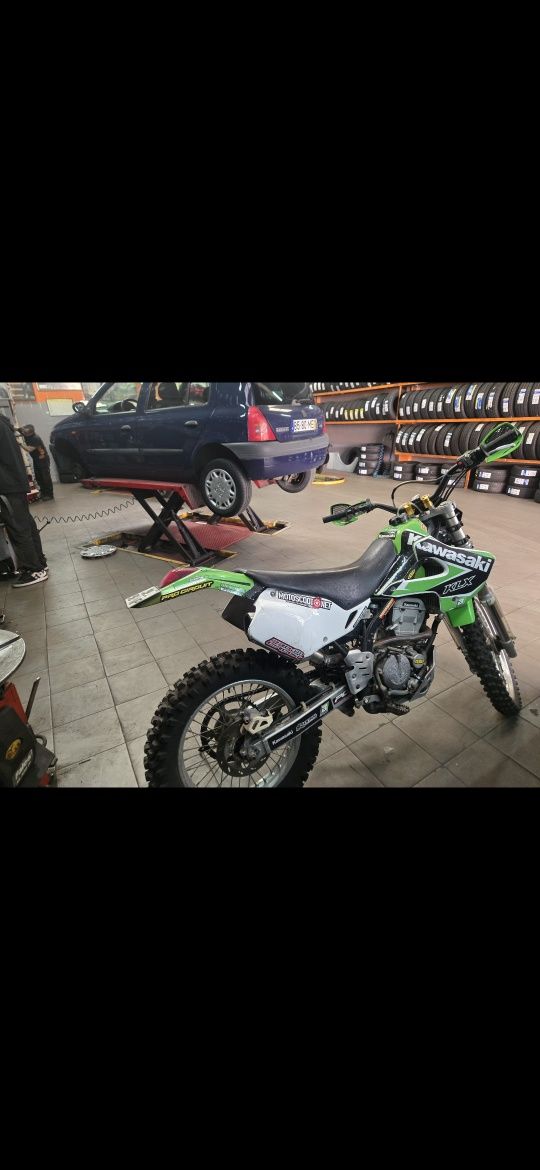 Kawasaki KLX 300